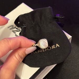 Pandora Sincerity Ring, mother of pearl 6.5